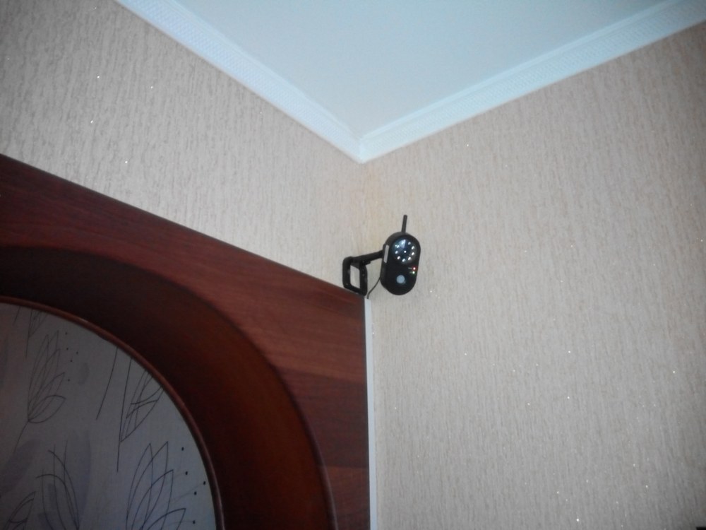 Установка беспроводного комплекта на 4 камеры «KvadroVisionHome IP Avtonom 4,3 в квартире жилого дома на бульваре Маршала Рокоссовского. Установка беспроводного комплекта на 4 камеры «KvadroVisionHome IP Avtonom 4,3 в квартире жилого дома на бульваре Маршала Рокоссовского.