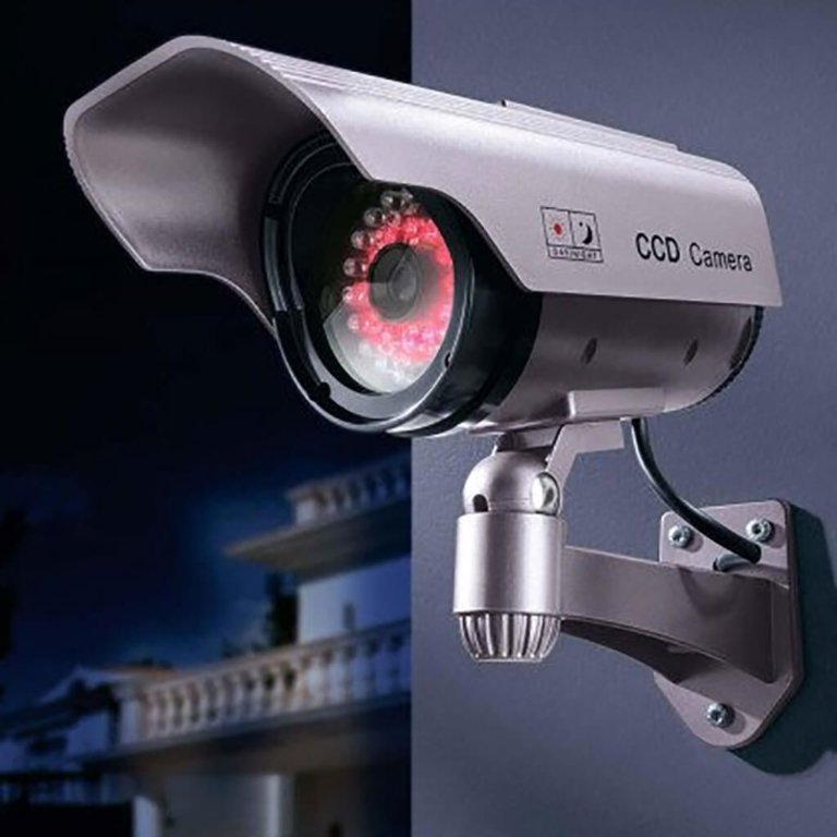 Муляж уличной видеокамеры наружного наблюдения , цена от 650 .